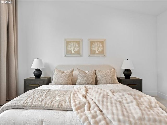 2445 N R St, Washougal, WA 98671