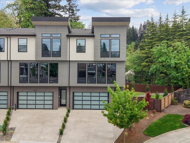 2445 N R St, Washougal, WA 98671