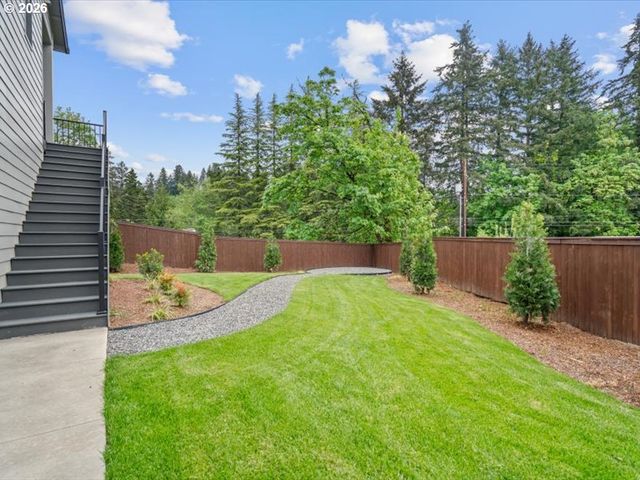 2445 N R St, Washougal, WA 98671