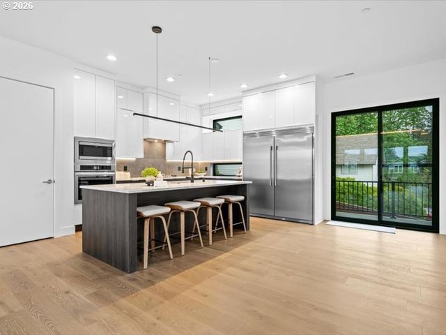 2445 N R St, Washougal, WA 98671