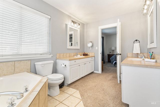 19876 Scotts Lane, Caldwell, ID 83607