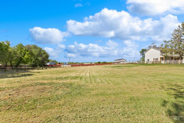 19876 Scotts Lane, Caldwell, ID 83607