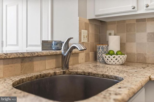 13052 HARVEST PL, Clifton, VA 20124