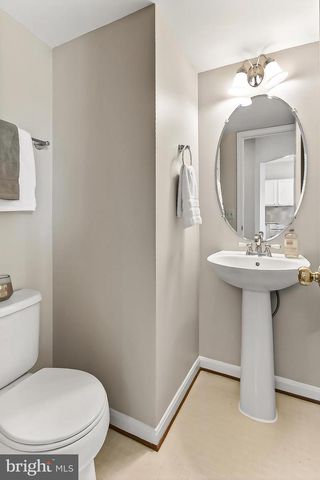 13052 HARVEST PL, Clifton, VA 20124