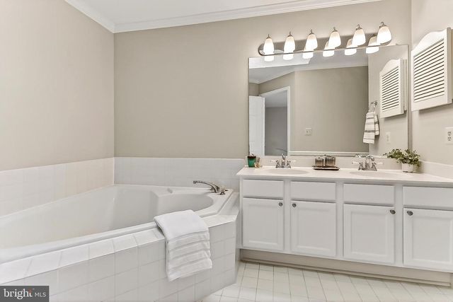 13052 HARVEST PL, Clifton, VA 20124