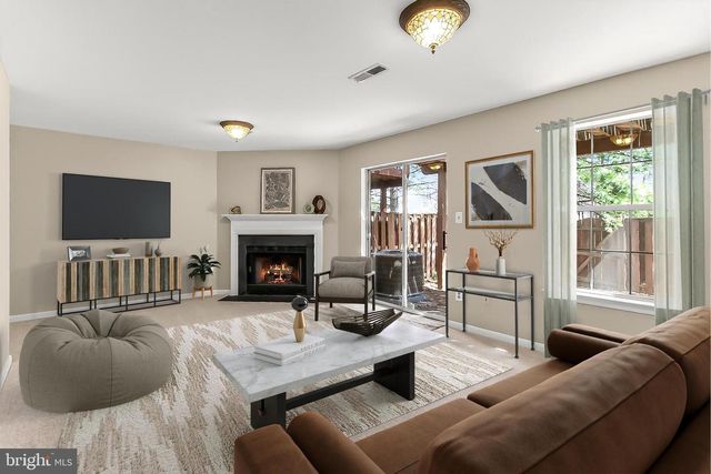 13052 HARVEST PL, Clifton, VA 20124