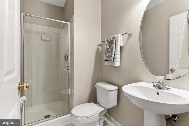 13052 HARVEST PL, Clifton, VA 20124