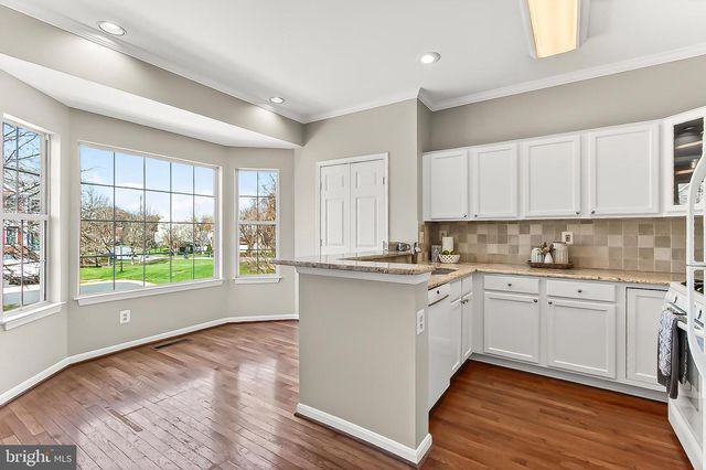 13052 HARVEST PL, Clifton, VA 20124