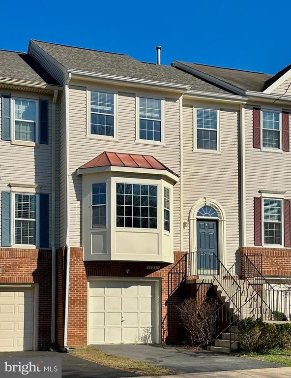 13052 HARVEST PL, Clifton, VA 20124