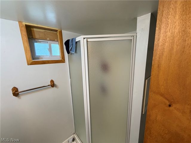 971 Pembrook Road, Cleveland Heights, OH 44121
