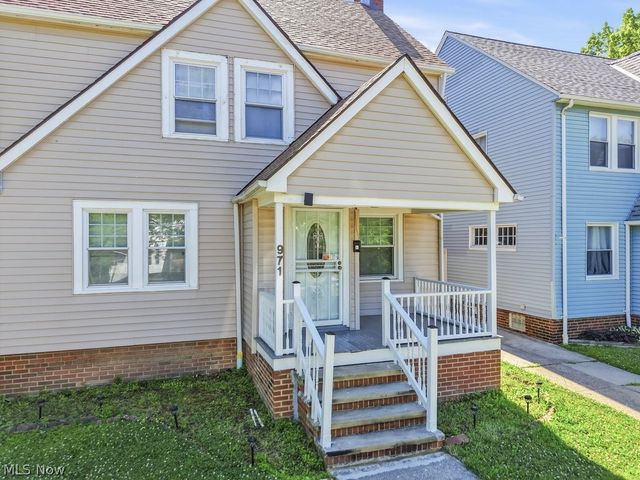 971 Pembrook Road, Cleveland Heights, OH 44121