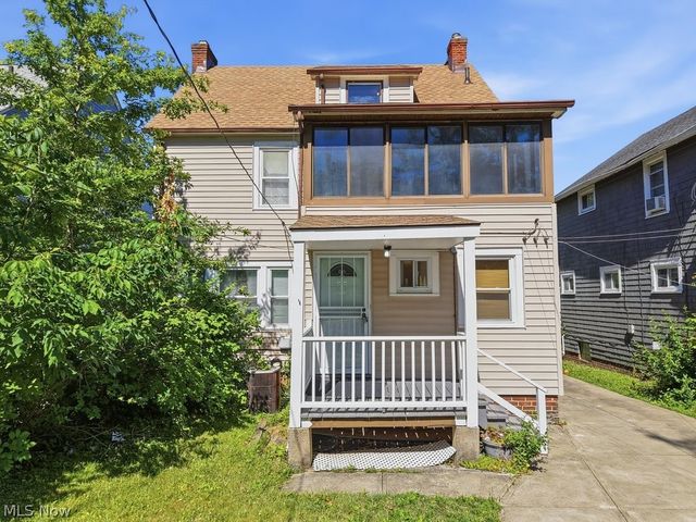 971 Pembrook Road, Cleveland Heights, OH 44121