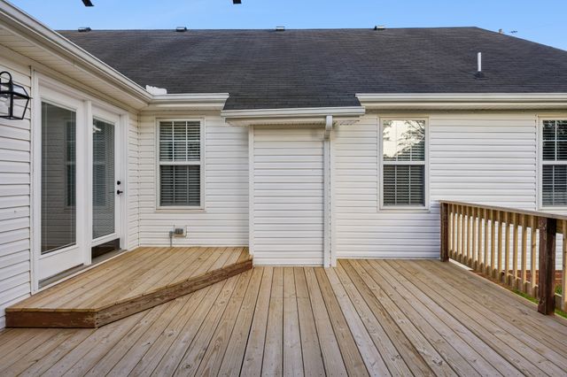 101 Chertsey Ct, Murfreesboro, TN 37127