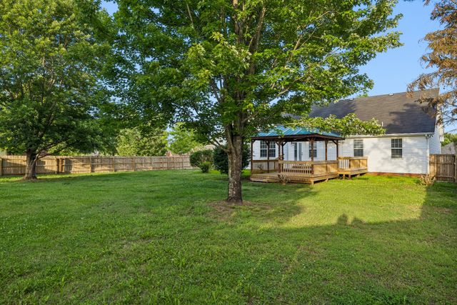 101 Chertsey Ct, Murfreesboro, TN 37127