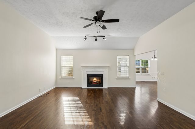 101 Chertsey Ct, Murfreesboro, TN 37127