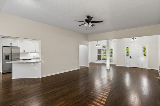 101 Chertsey Ct, Murfreesboro, TN 37127
