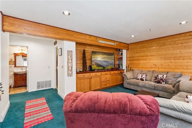 29729 Katharine Way, Cedar Glen, CA 92321