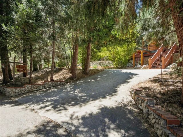 29729 Katharine Way, Cedar Glen, CA 92321