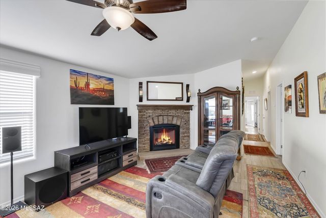 3514 S Rose Gold Avenue, Tucson, AZ 85735