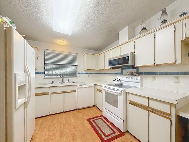 12310 SE 115TH AVENUE, Belleview, FL 34420