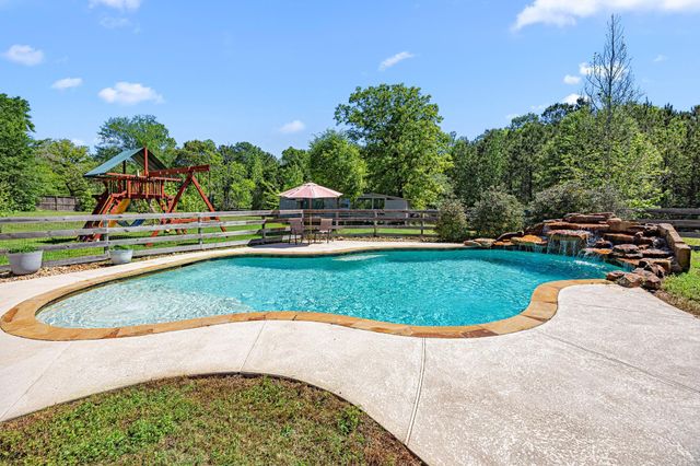 7650 Honea Egypt Road, Montgomery, TX 77316