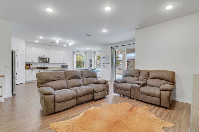 1302 SE Naples Lane, Port St. Lucie, Port St Lucie, FL 34983