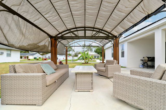 1302 SE Naples Lane, Port St. Lucie, Port St Lucie, FL 34983