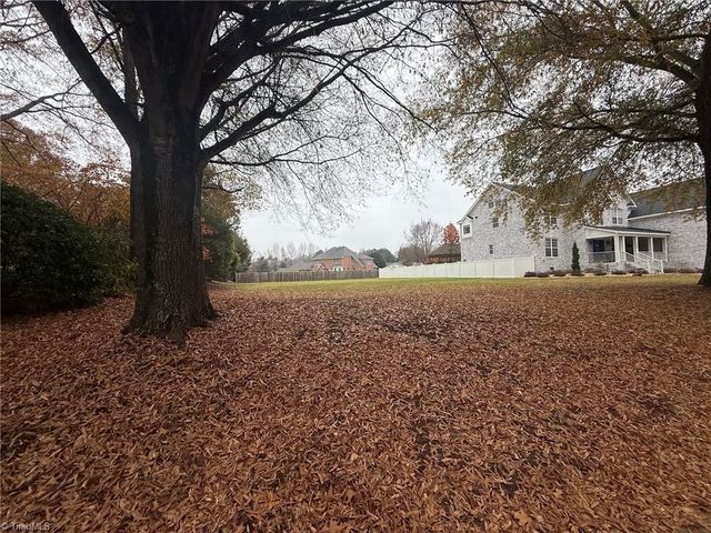 2305 Faircloth Way, High Point, NC 27265