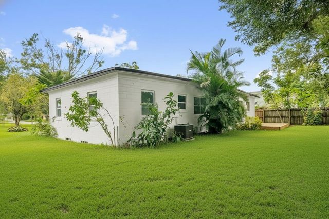 2639 BETTY STREET, Orlando, FL 32803