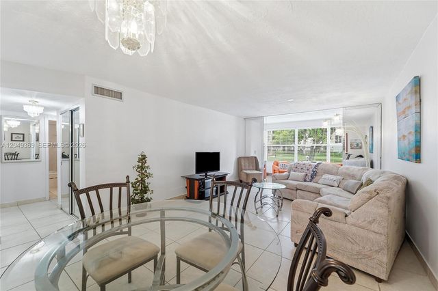 2871 Somerset Dr 103, Lauderdale Lakes, FL 33311