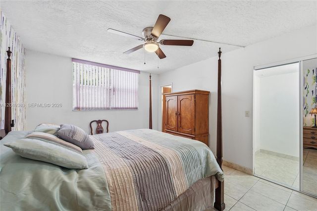 2871 Somerset Dr 103, Lauderdale Lakes, FL 33311