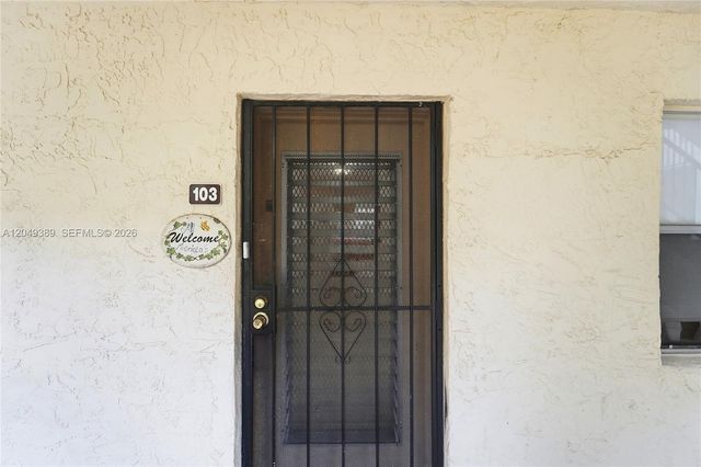 2871 Somerset Dr 103, Lauderdale Lakes, FL 33311