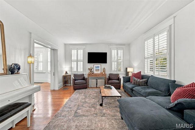 213 Euclid Avenue, St Louis, MO 63119