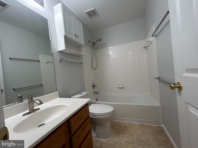 14361 FALLSMERE CIR, Gainesville, VA 20155