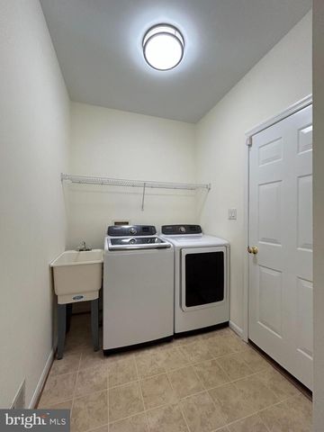 14361 FALLSMERE CIR, Gainesville, VA 20155