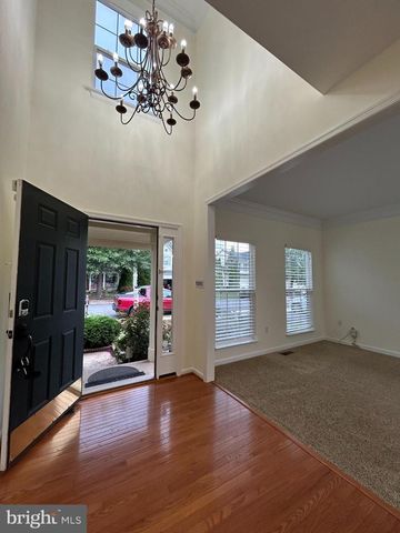 14361 FALLSMERE CIR, Gainesville, VA 20155