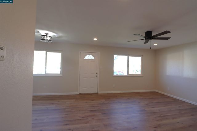 2313 Peppertree Way 1, Antioch, CA 94509