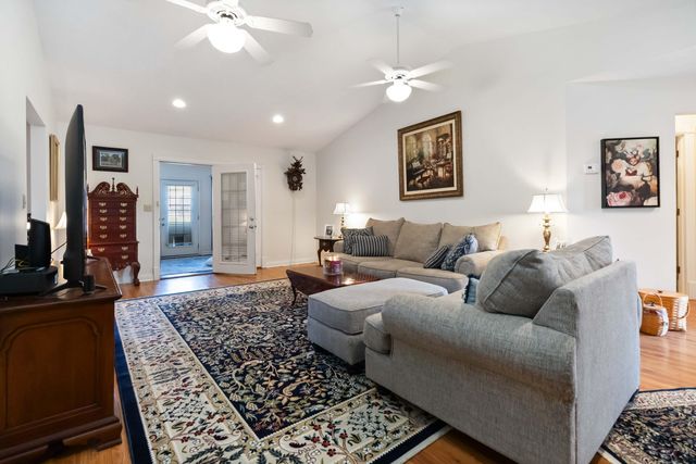 225 Jackson Lane, Somerset, KY 42501