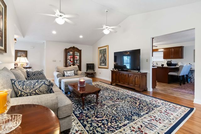 225 Jackson Lane, Somerset, KY 42501