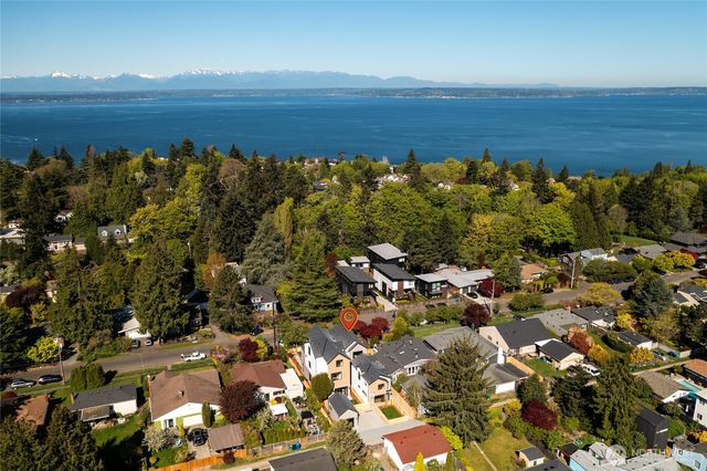 10330 14th Avenue NW, Seattle, WA 98177