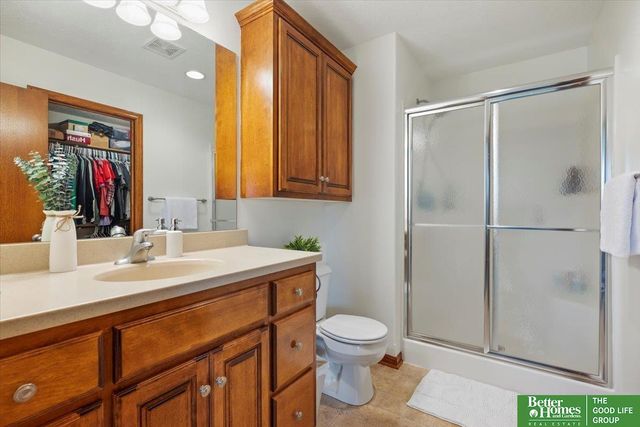 21205 Stonehaven Court, Gretna, NE 68028