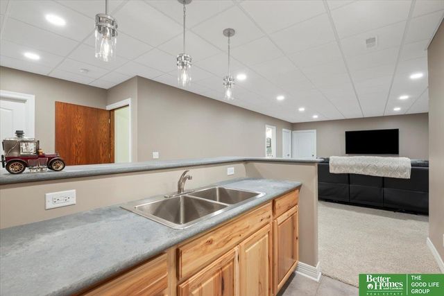 21205 Stonehaven Court, Gretna, NE 68028