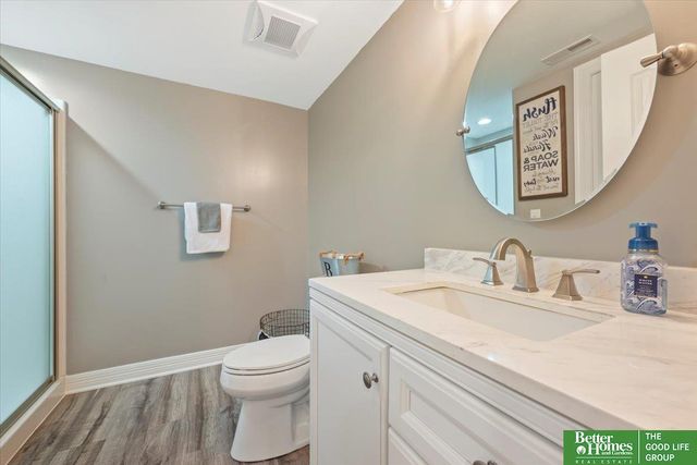 21205 Stonehaven Court, Gretna, NE 68028