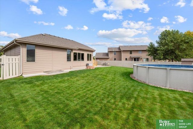 21205 Stonehaven Court, Gretna, NE 68028
