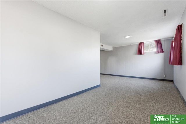 4613 N 83rd Street, Omaha, NE 68134