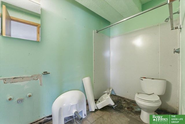 4613 N 83rd Street, Omaha, NE 68134