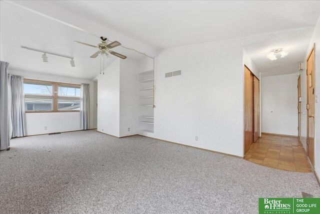 4613 N 83rd Street, Omaha, NE 68134