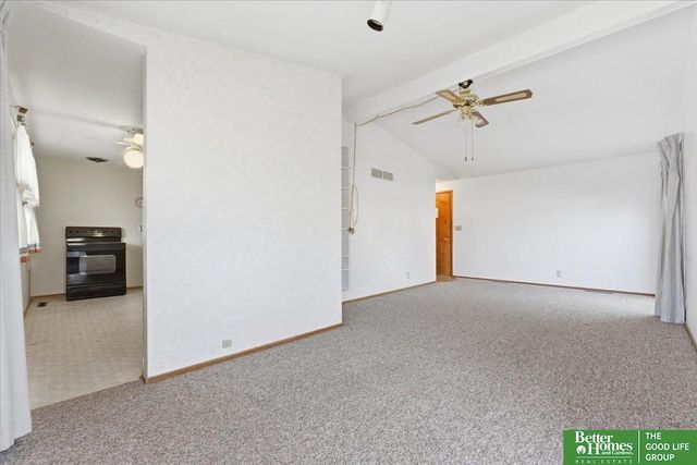 4613 N 83rd Street, Omaha, NE 68134