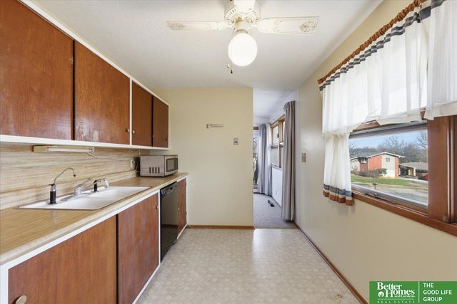 4613 N 83rd Street, Omaha, NE 68134