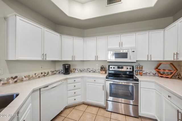 3800 S CANTABRIA Circle 1087, Chandler, AZ 85248